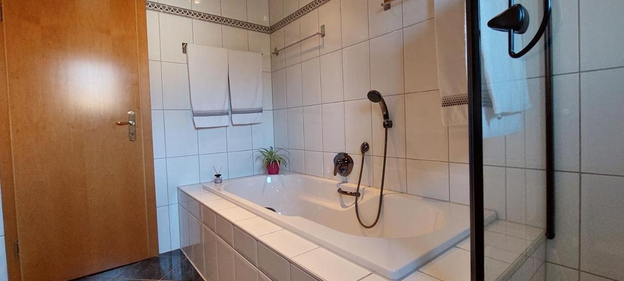 Ferienwohnung Odenwaldblick Momlingen Exteriér fotografie